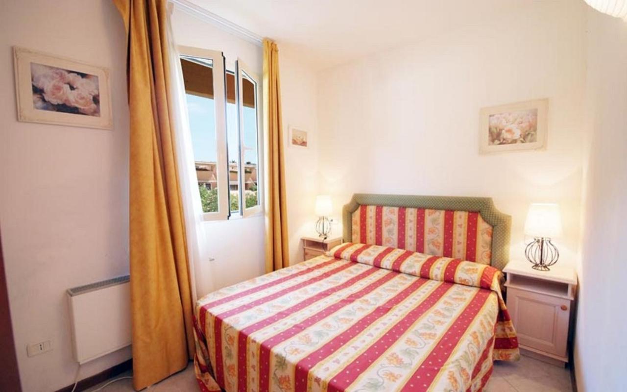 Residence Rex Lo Scoglietto Punta Ala Bagian luar foto