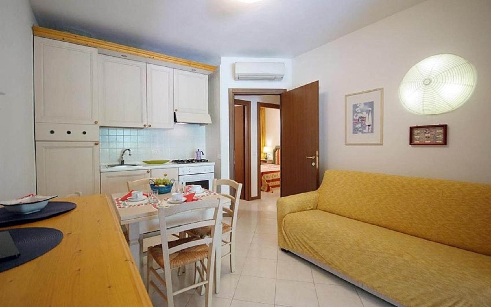 Residence Rex Lo Scoglietto Punta Ala Bagian luar foto