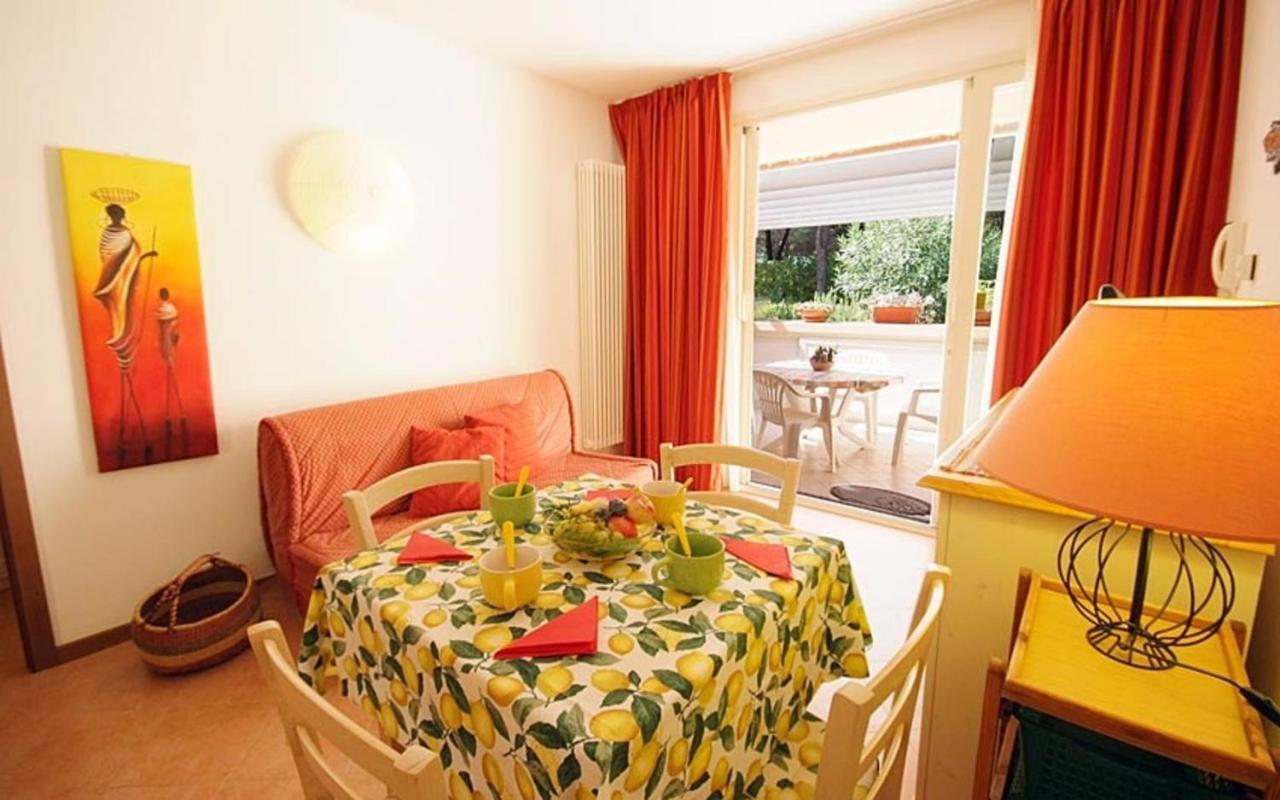 Residence Rex Lo Scoglietto Punta Ala Bagian luar foto