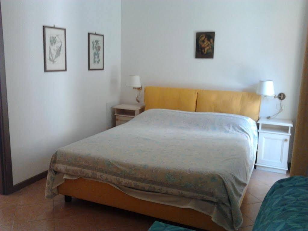 Residence Rex Lo Scoglietto Punta Ala Bagian luar foto